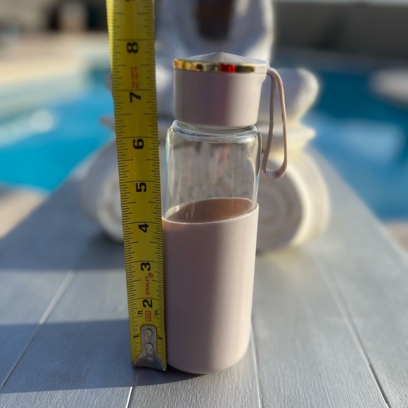 14oz Glass Water Bottle with Twist Top & Handle and Silicone Sleeve - Picture 3 of 13